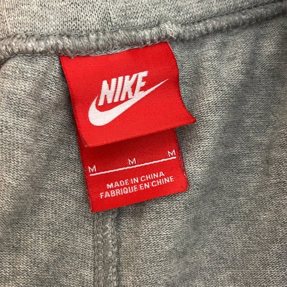 Nike shorts - Picture 4 of 4